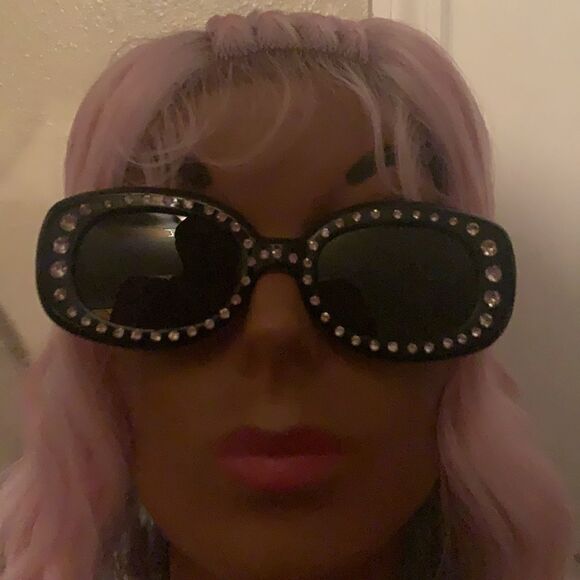 Black Oval Bling Shades - Picture 2 of 10